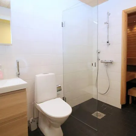 Three-room From Telakkaranta By The Aurajoki River شقة