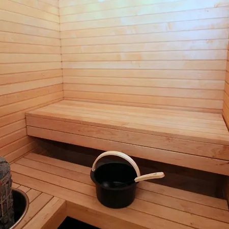 Three-room From Telakkaranta By The Aurajoki River Apartment *
